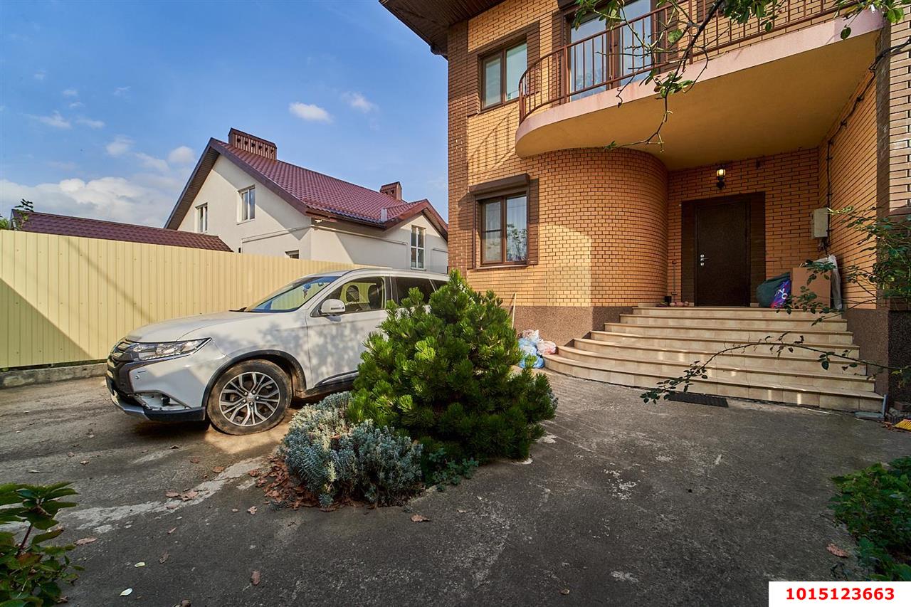 Фото №3: Дуплекс 151 м² + 2 сот. - Краснодар, Ростовское Шоссе, ул. Историческая, 17