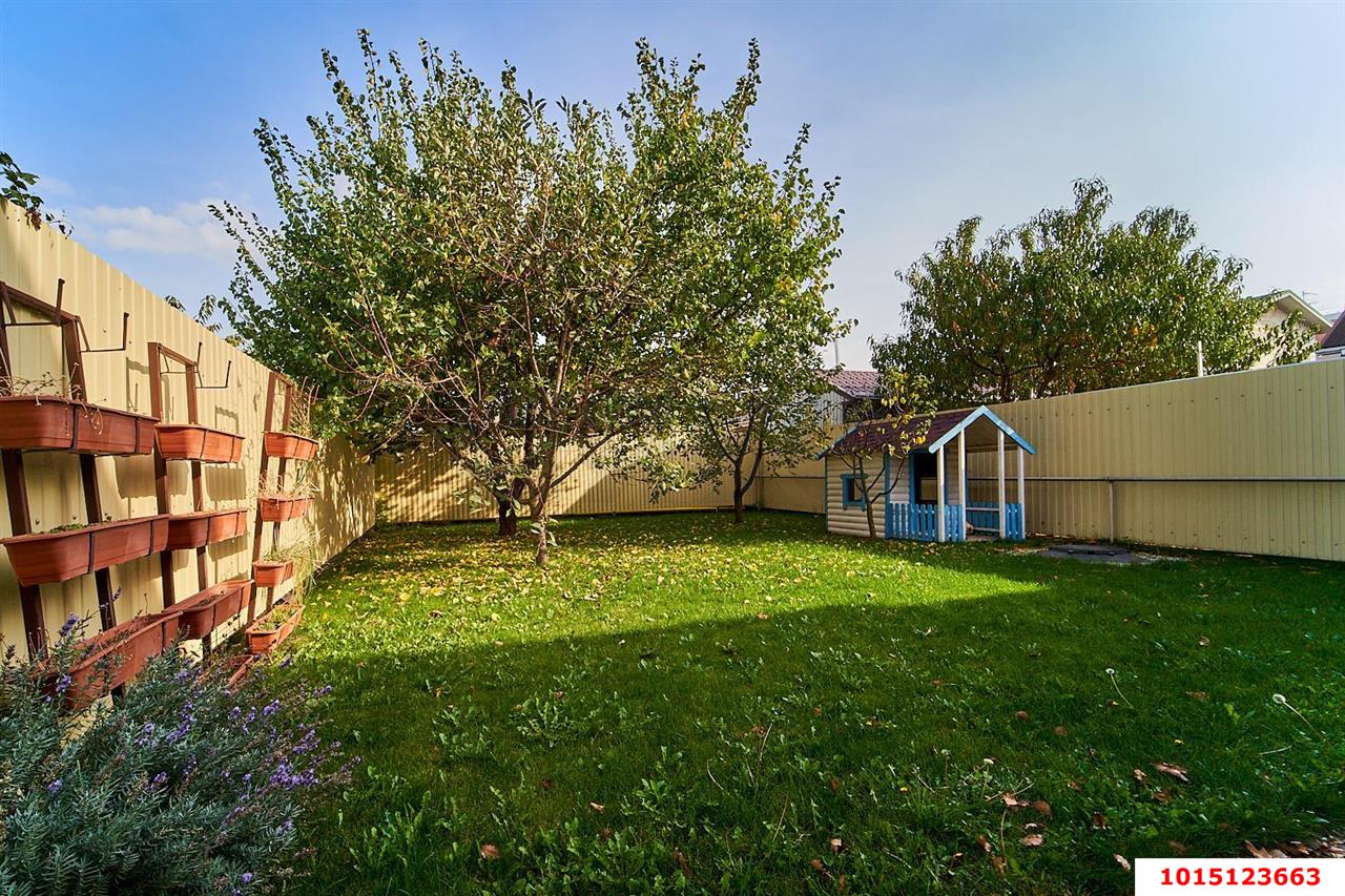 Фото №1: Дом 151 м² + 2 сот. - Краснодар, Прикубанский внутригородской округ, Завод Радиоизмерительных Приборов, мкр. Ростовское Шоссе, ул. Историческая, 17