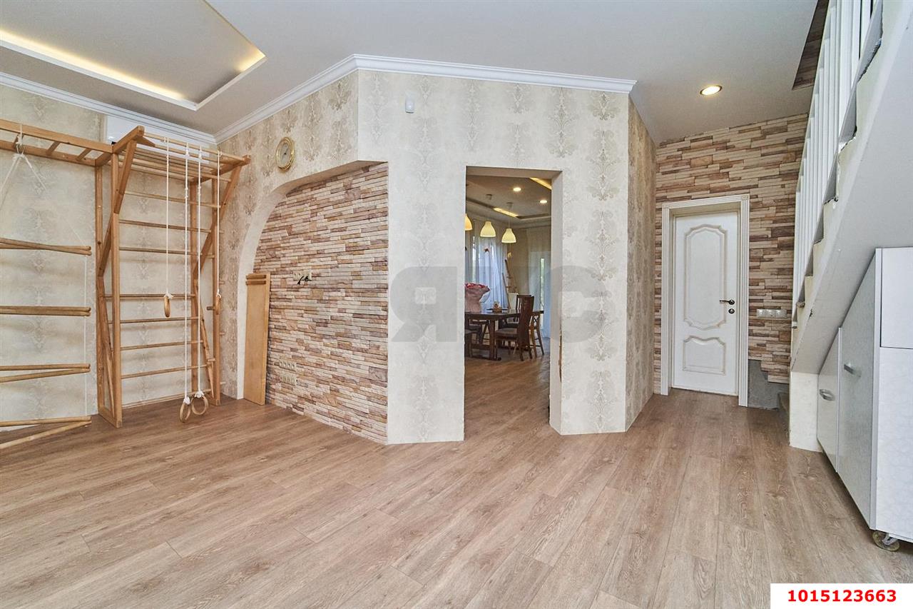 Фото №7: Дуплекс 151 м² + 2 сот. - Краснодар, Ростовское Шоссе, ул. Историческая, 17