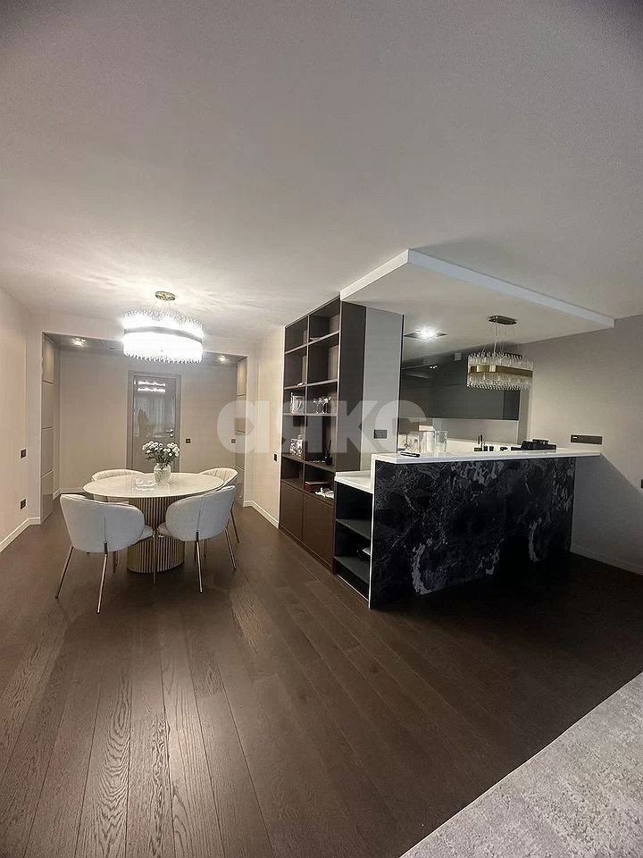 Фото №1: 3-комнатная квартира 117 м² - Ростов-на-Дону, жилой комплекс Красный Город-Сад, ул. Петрашевского, 36