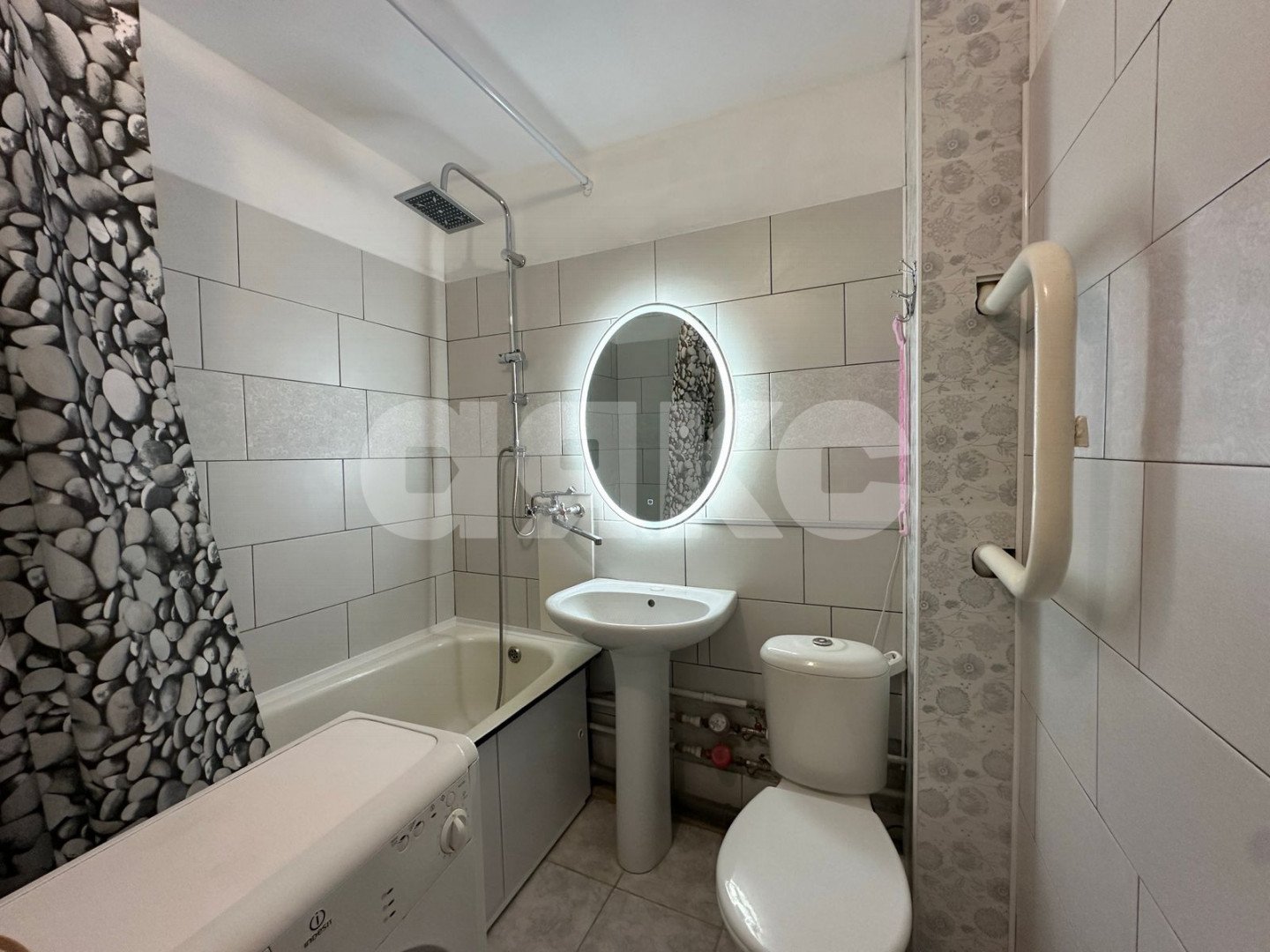 Фото №9: 1-комнатная квартира 37 м² - Геленджик, Толстый Мыс, ул. Гринченко, 18