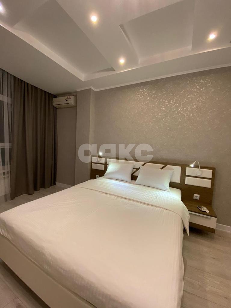 Фото №2: 2-комнатная квартира 76 м² - Геленджик, жилой комплекс Черноморский-2, ул. Крымская, 22к6