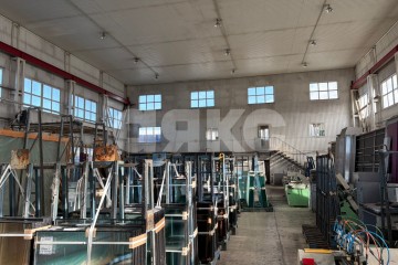 Фото №3: Коммерция 1000 м² - Ростов-на-Дону, р. Первомайский, ул. Механизаторов, 8А