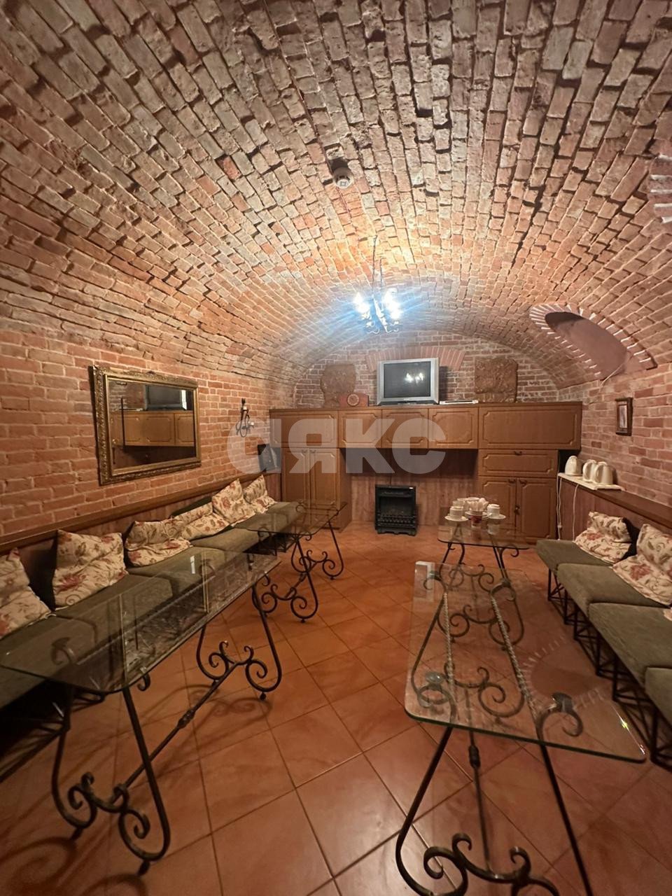 Фото №1: Коммерция 72 м² - Ростов-на-Дону, Богатяновка, ул. Большая Садовая, 126