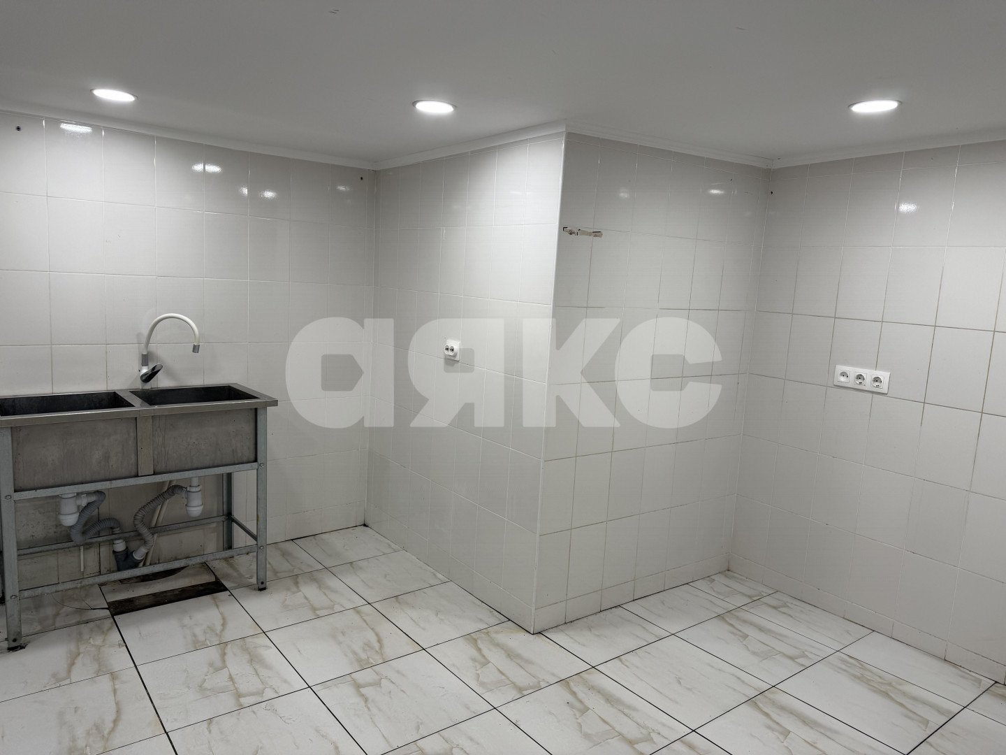 Фото №8: Коммерция 65 м² - Ростов-на-Дону, Кировский, пр-кт Чехова, 52