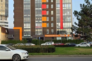 Фото №4: Офисное помещение 695 м² - Краснодар, мкр. Фестивальный, ул. Монтажников, 1А