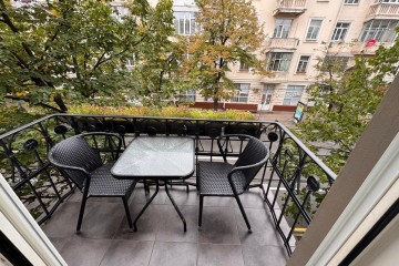 Фото №5: Торговое помещение 151 м² - Краснодар, мкр. Центральный, ул. Красная, 102