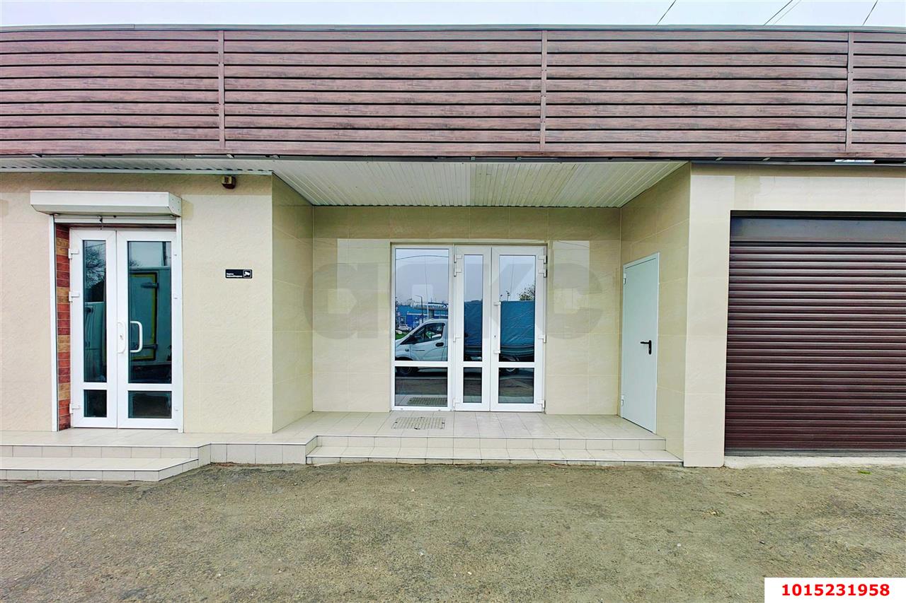 Фото №4: Торговое помещение 55 м² - Краснодар, Школьный, ул. Восточно-Кругликовская, 25/1