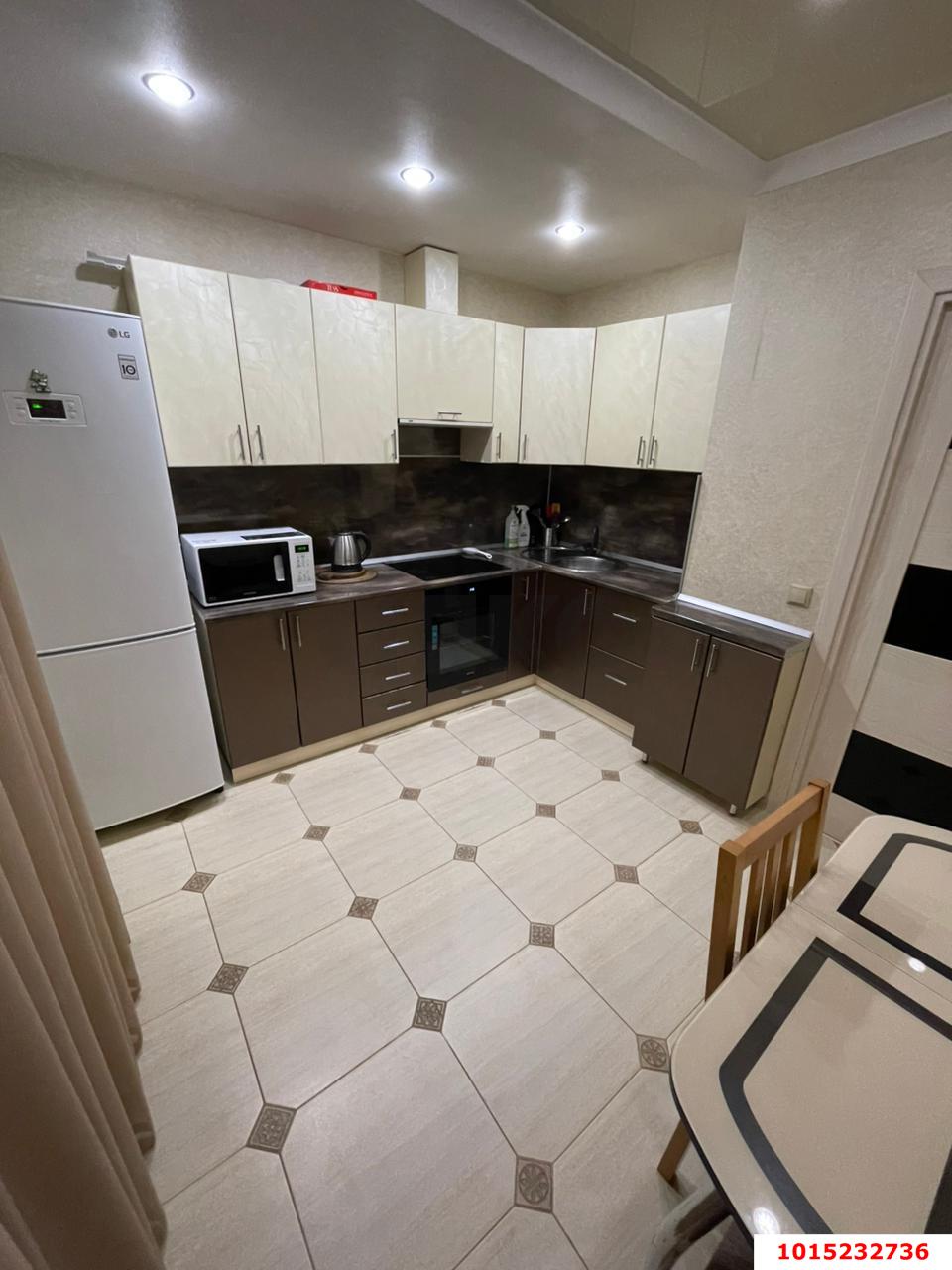 Фото №2: 2-комнатная квартира 62 м² - Краснодар, ул. им. Героя Сарабеева В.И., 7