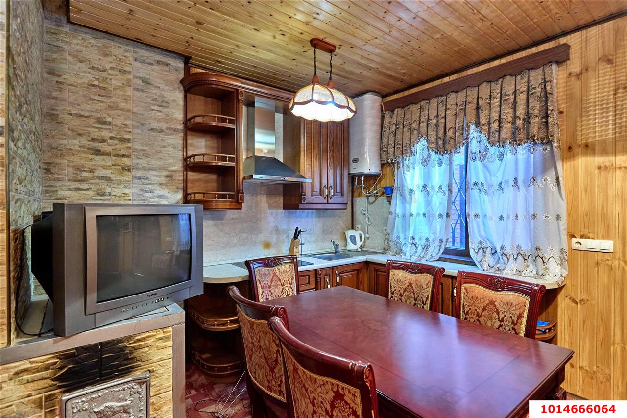 Фото №2: Дом 32 м² + 26301 сот. - Краснодар, Центральный внутригородской округ, мкр. Дубинка, пр-д 1-й Воронежский, 1/1