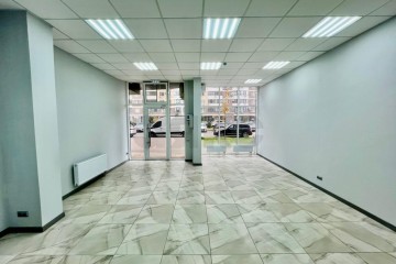 Фото №3: Торговое помещение 46 м² - Краснодар, мкр. жилой комплекс Red777, ул. Адмирала Крузенштерна, 5