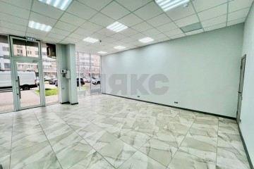 Фото №2: Торговое помещение 46 м² - Краснодар, мкр. жилой комплекс Red777, ул. Адмирала Крузенштерна, 5