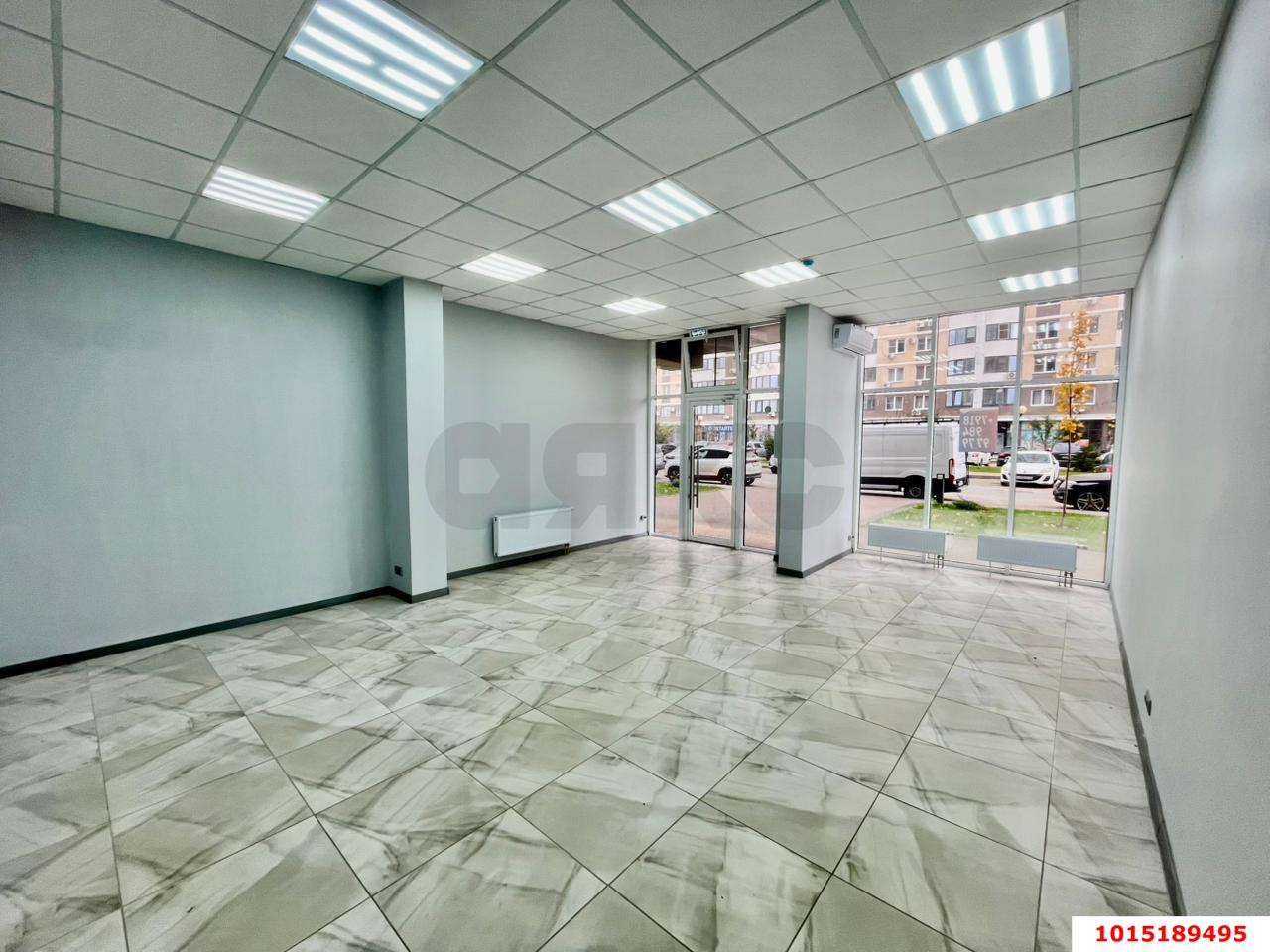 Фото №4: Торговое помещение 46 м² - Краснодар, жилой комплекс Red777, ул. Адмирала Крузенштерна, 5