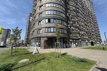 Фото №1: Торговое помещение 46 м² - Краснодар, мкр. жилой комплекс Red777, ул. Адмирала Крузенштерна, 5