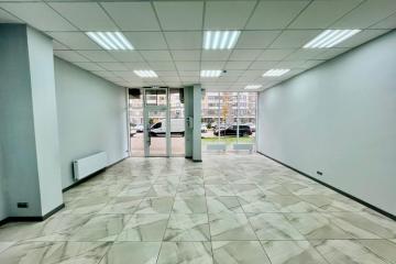 Фото №3: Коммерция 45 м² - Краснодар, мкр. жилой комплекс Red777, ул. Адмирала Крузенштерна, 5