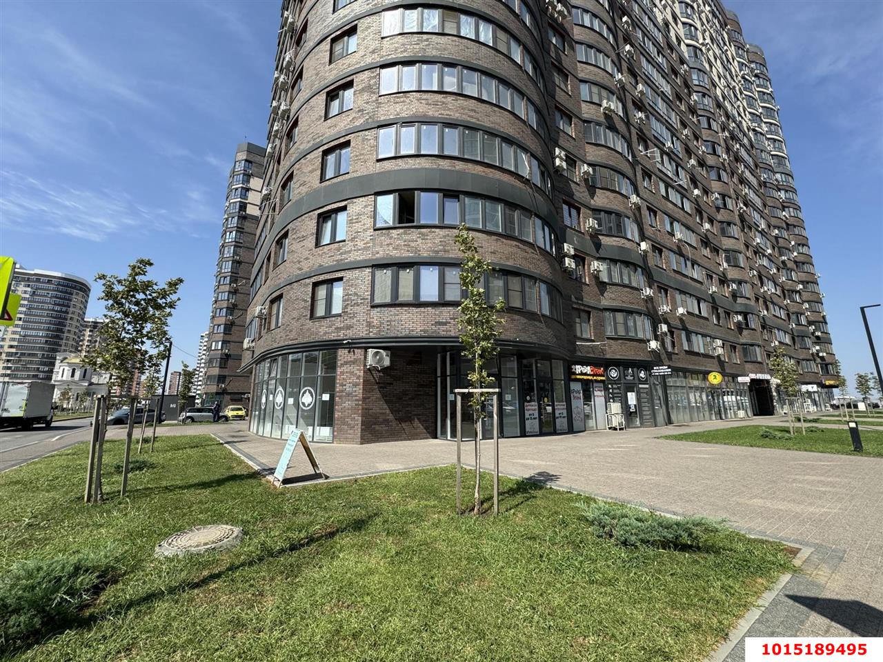 Фото №1: Коммерция 45 м² - Краснодар, Прикубанский внутригородской округ, Россинского, мкр. жилой комплекс Red777, ул. Адмирала Крузенштерна, 5