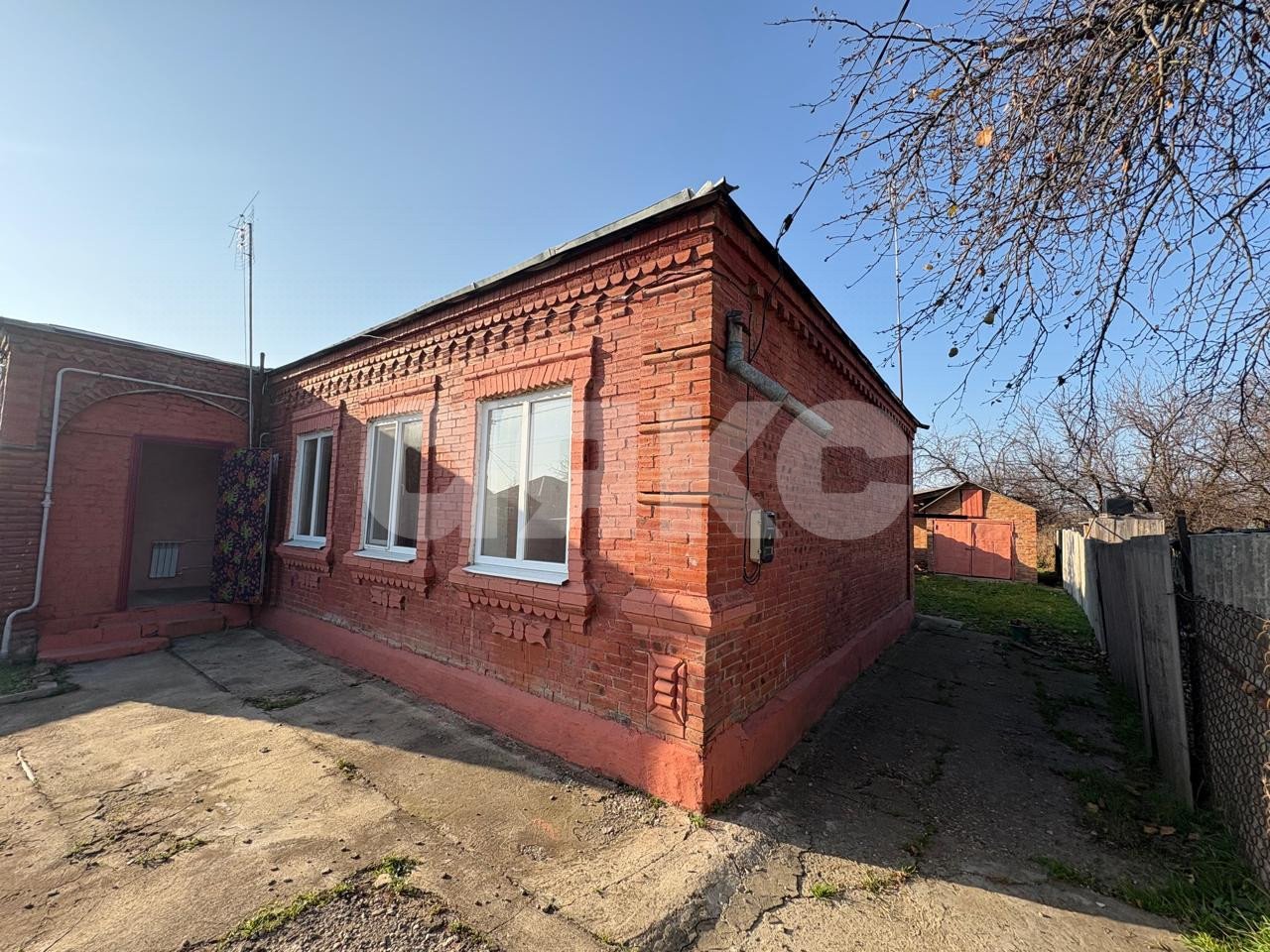 Фото №3: Дом 60 м² + 6 сот. - Новокубанск, ул. Осипенко