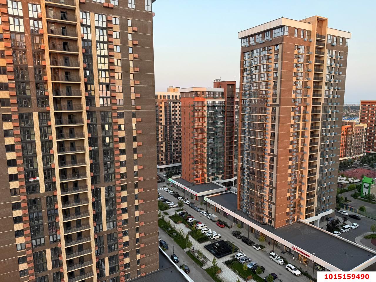 Фото №1: 1-комнатная квартира 44 м² - Знаменский, Карасунский внутригородской округ, мкр. Родные Просторы, ул. Природная, 10Б