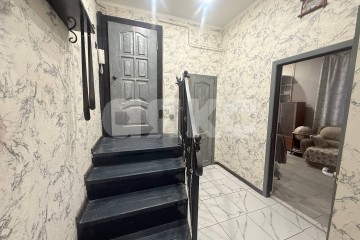 Фото №2: 2-комнатная квартира 57 м² - Рождественский, мкр. Зареченский территориальный округ, ул. Строителей, 5