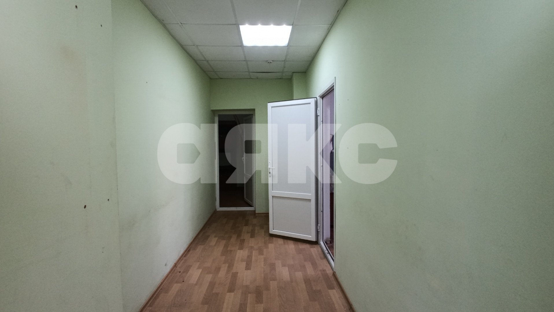 Фото №2: Коммерция 50 м² - Горячий Ключ, Администрация, ул. Ленина, 232Б