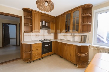 Фото №2: 4-комнатная квартира 106 м² - Мариуполь, мкр. Черёмушки, ул. Цыбулько, 11