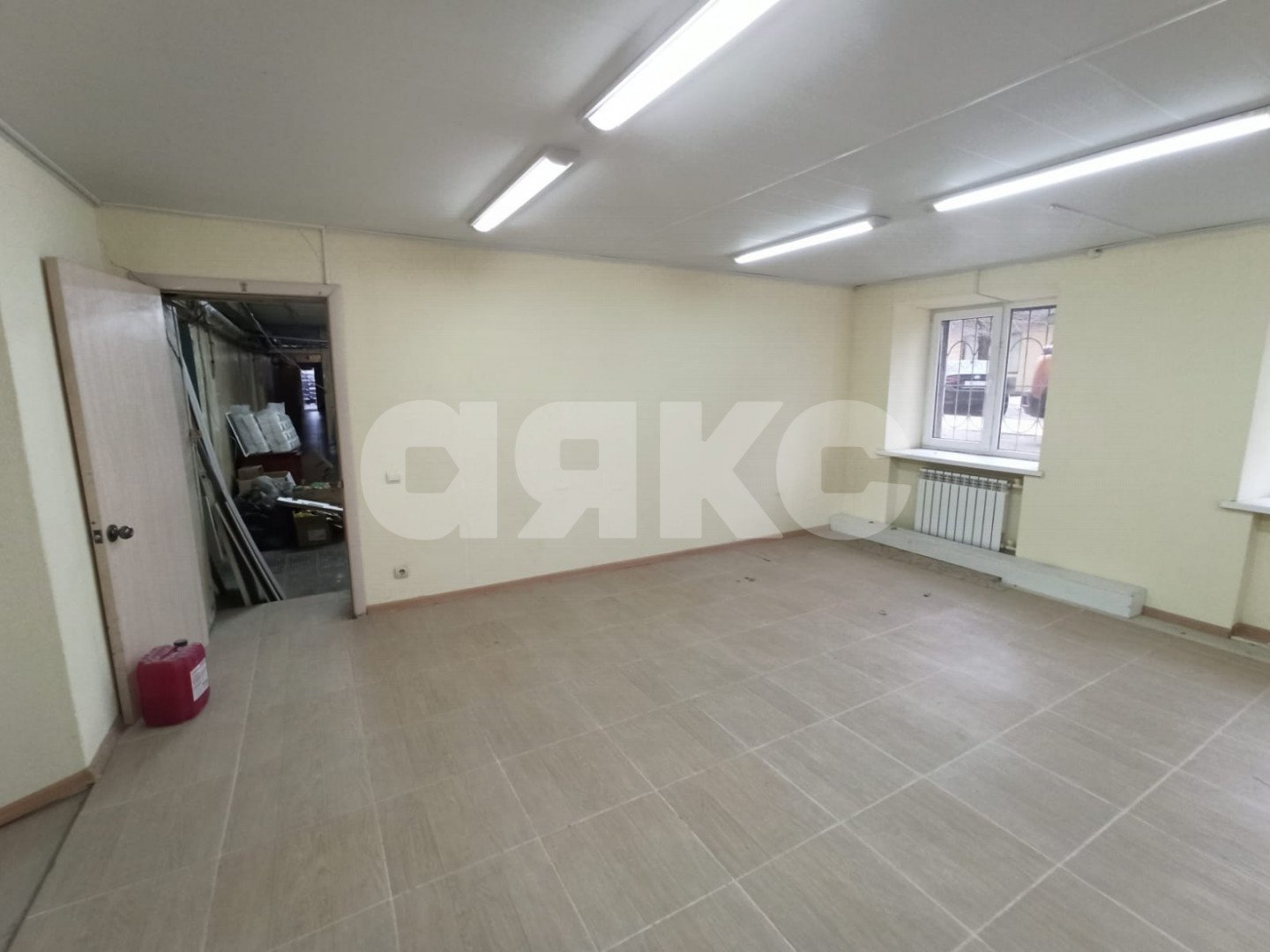 Фото №14: Коммерция 364 м² - Волгоград, 119-й, пр-кт Маршала Жукова, 119