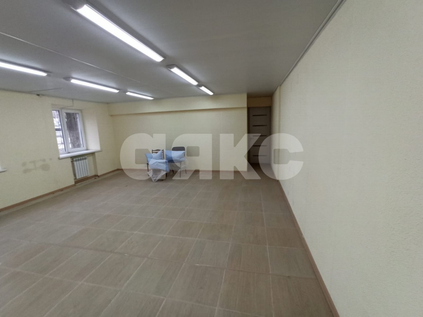 Фото №11: Коммерция 364 м² - Волгоград, 119-й, пр-кт Маршала Жукова, 119