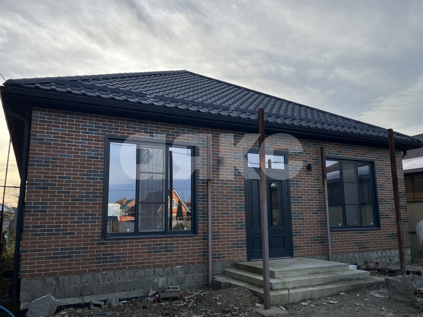 Фото №1: Дом 150 м² + 6.4 сот. - Армавир, ул. Татьяны Соломахи