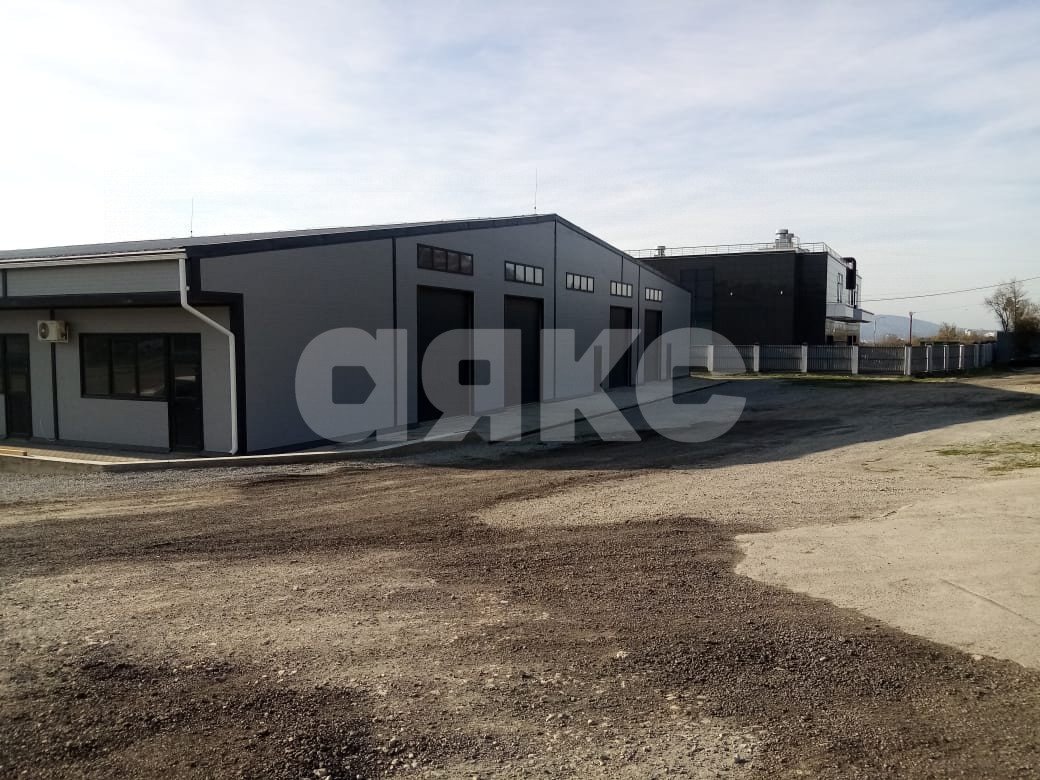 Фото №3: Коммерция 577 м² - Геленджик, территория Южная промышленная зона, пр-кт Геленджикский, 2В