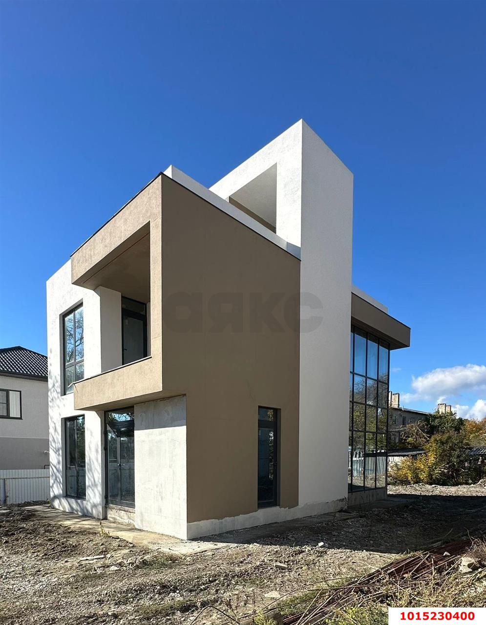 Фото №2: Дом 215 м² + 3.78 сот. - Геленджик, мкр. Голубая Бухта, ул. Пограничная, 48