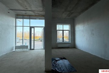 Фото №3: Торговое помещение 42 м² - Краснодар, мкр. жилой комплекс Дыхание, ул. Лётчика Позднякова, 2к25