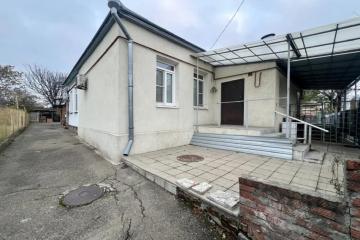 Фото №5: 2-комнатная квартира 49 м² - Краснодар, мкр. Центральный, ул. имени Максима Горького, 79