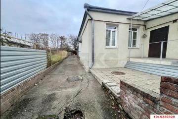 Фото №2: Дом 82 м² - Краснодар, мкр. Центральный, ул. имени Максима Горького, 79