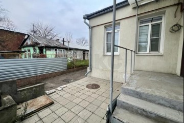 Фото №1: Дом 82 м² - Краснодар, мкр. Центральный, ул. имени Максима Горького, 79