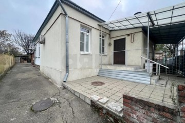 Фото №1: Дом 82 м² - Краснодар, мкр. Центральный, ул. имени Максима Горького, 79