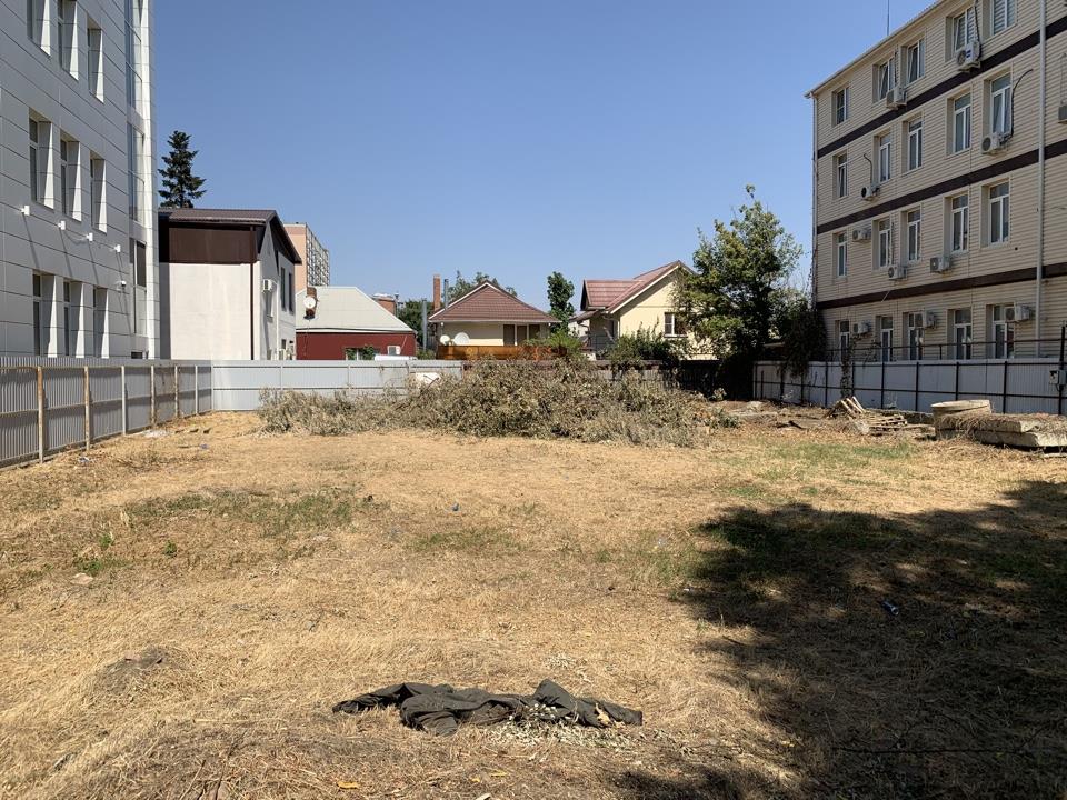 Фото №4: Коммерция 9 м² - Краснодар, Центральный внутригородской округ, мкр. Покровка, ул. Северная, 421