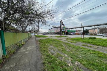 Фото №1: Коммерция 4 м² - Краснодар, ж/м Пашковский, ул. Кирова, 185/1