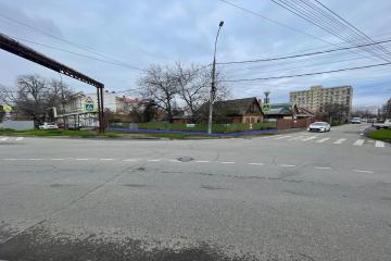 Фото №3: Коммерция 4 м² - Краснодар, ж/м Пашковский, ул. Кирова, 185/1