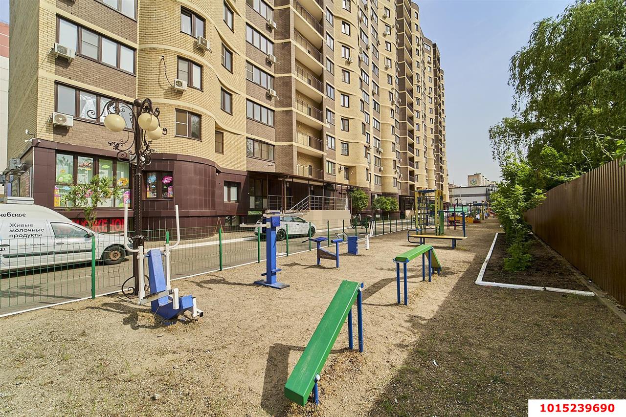 Фото №2: 1-комнатная квартира 34 м² - Краснодар, ЖК Барселона, ул. имени 40-летия Победы, 97