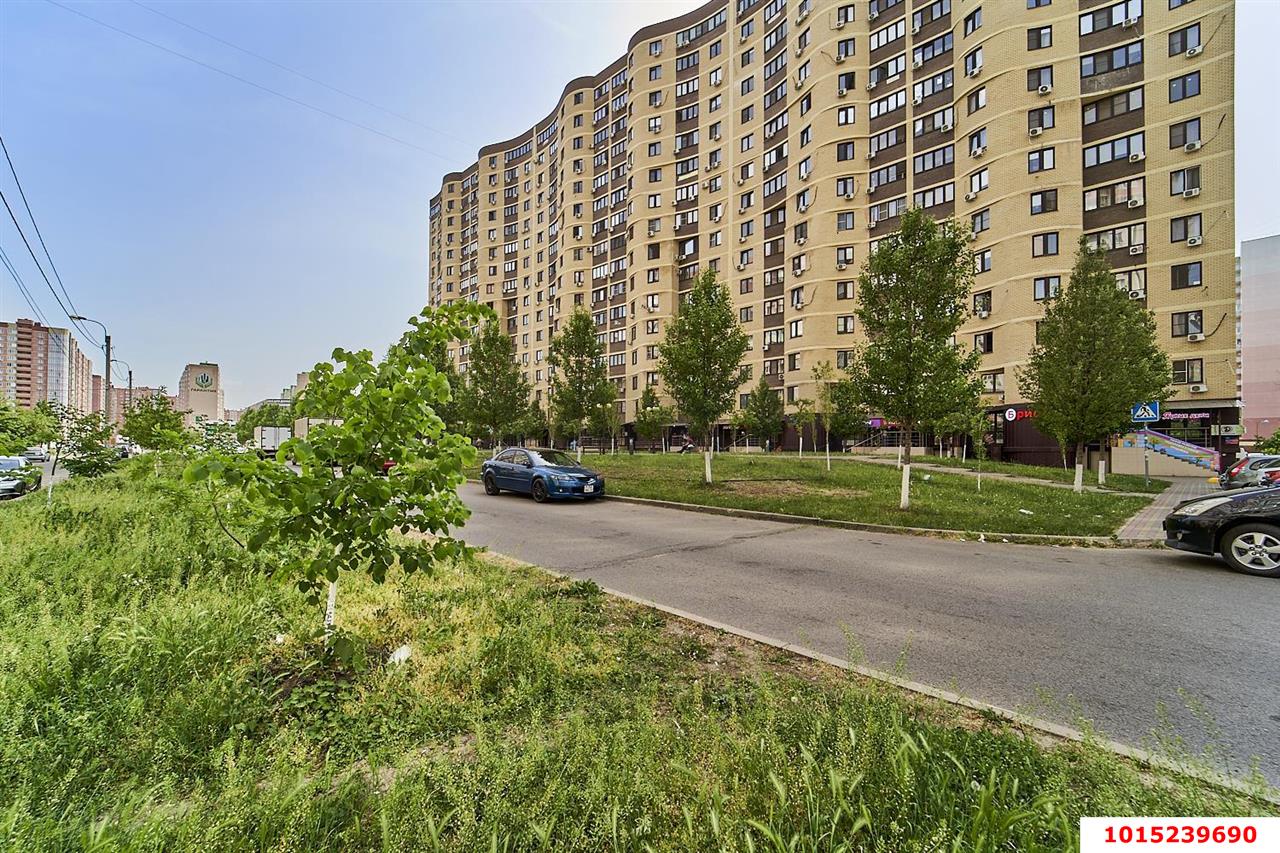 Фото №1: 1-комнатная квартира 34 м² - Краснодар, ЖК Барселона, ул. имени 40-летия Победы, 97