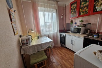 Фото №1: 2-комнатная квартира 48 м² - Берёзовый, мкр. Витаминкомбинат, ул. Профессора Рудакова, 7