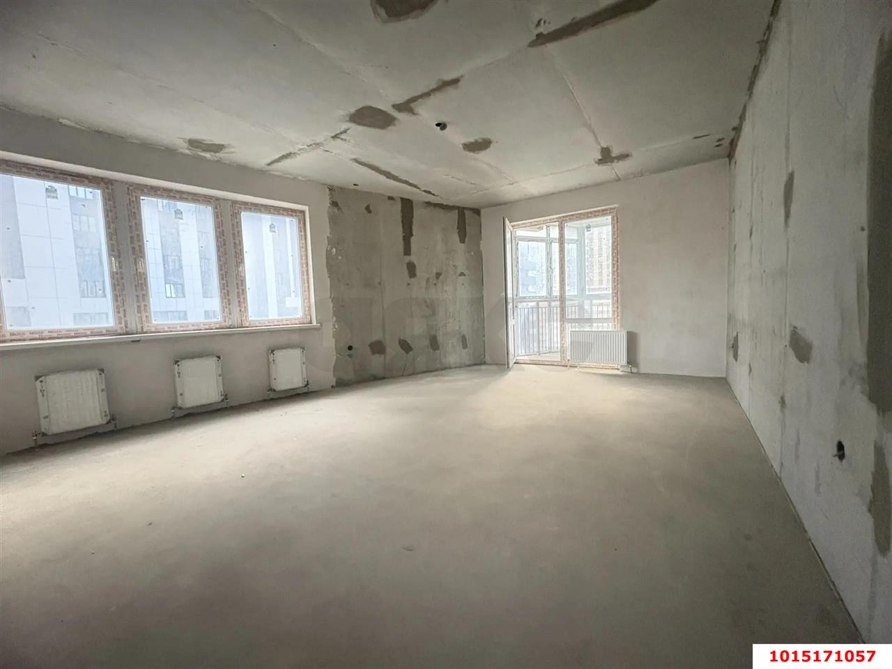 Фото №1: 3-комнатная квартира 105 м² - Краснодар, Карасунский внутригородской округ, Хлопчато-бумажный Комбинат, мкр. жилой комплекс Аквамарин, ул. Уральская, 75к2