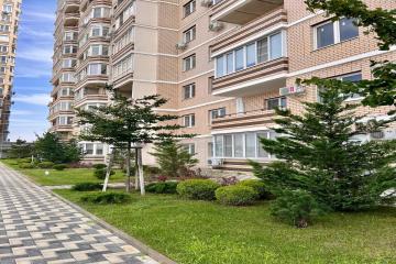 Фото №1: 1-комнатная квартира 41 м² - Краснодар, мкр. Горхутор, ул. имени Дзержинского, 110А