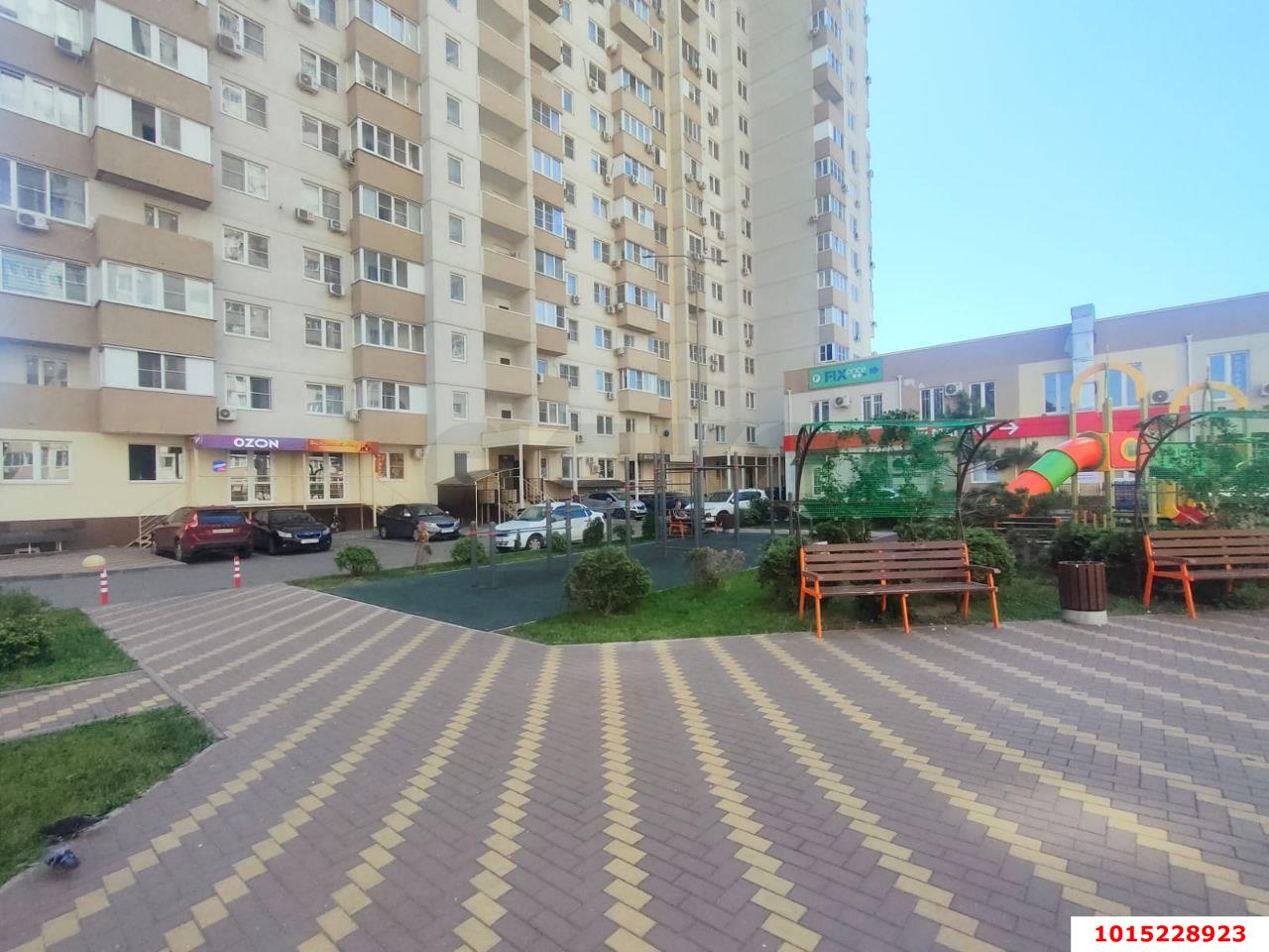 Фото №2: 1-комнатная квартира 47 м² - Краснодар, Карасунский внутригородской округ, мкр. Камвольно-суконный Комбинат, ул. Магистральная, 11к2