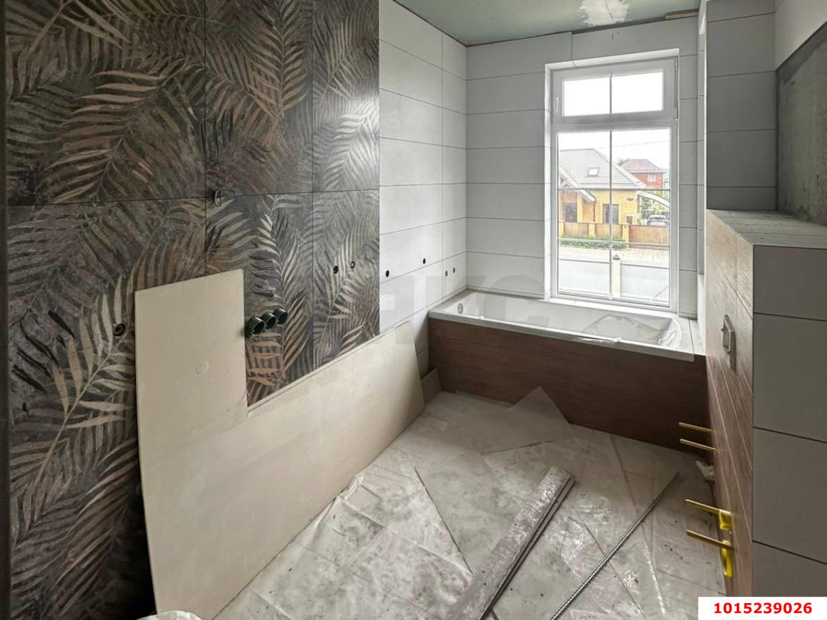 Фото №15: Дом 137 м² + 7.64 сот. - Новотитаровская, ул. Коммунаров, 137