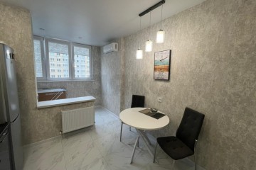 Фото №2: 1-комнатная квартира 38 м² - Краснодар, мкр. Славянский, ул. Заполярная, 39лит10