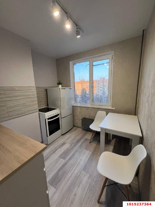 Фото №4: 1-комнатная квартира 38 м² - Краснодар, Карасунский внутригородской округ, мкр. Комсомольский, ул. 30-й Иркутской Дивизии, 9/2