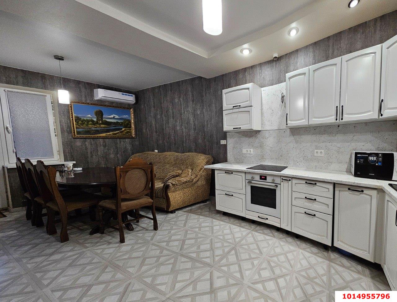 Фото №1: 2-комнатная квартира 79 м² - Краснодар, жилой комплекс Инсити-Парк, ул. Командорская, 1/2