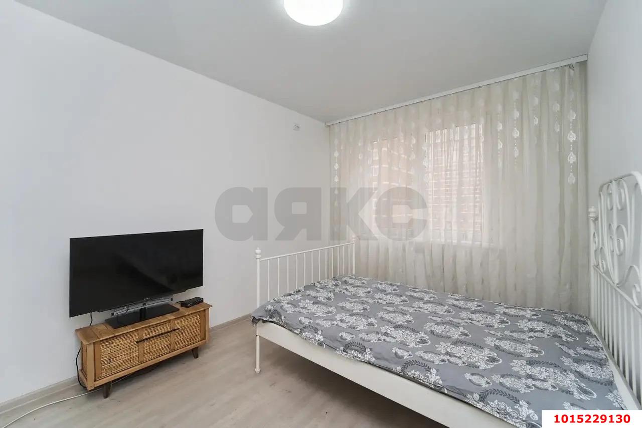 Фото №2: 1-комнатная квартира 37 м² - Краснодар, жилой комплекс Самолёт, ул. Западный Обход, 39/2к7