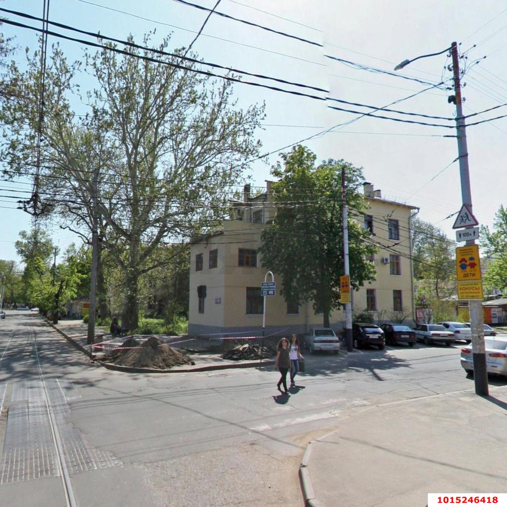 Фото №1: 2-комнатная квартира 46 м² - Краснодар, Центральный внутригородской округ, мкр. Центральный, ул. Коммунаров, 8